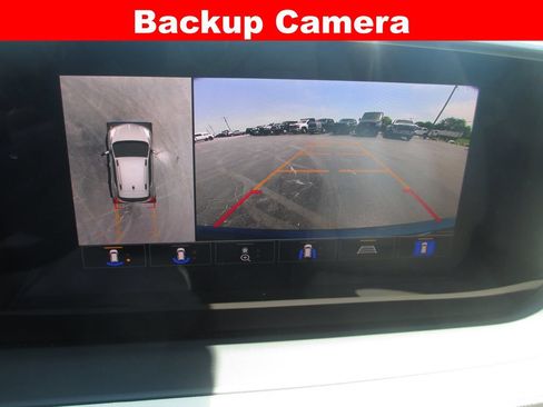 Certified 2026 Buick Encore GX Avenir w/ Avenir Technology Package FWD image 17