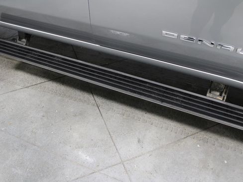 Used 2025 GMC Sierra 2500 Denali w/ Denali Reserve Package image 16