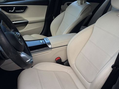 Used 2023 Mercedes-Benz C 300 4MATIC Sedan w/ Exclusive Trim Package image 29
