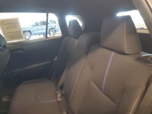 Used 2024 Toyota Corolla Cross SE image 12