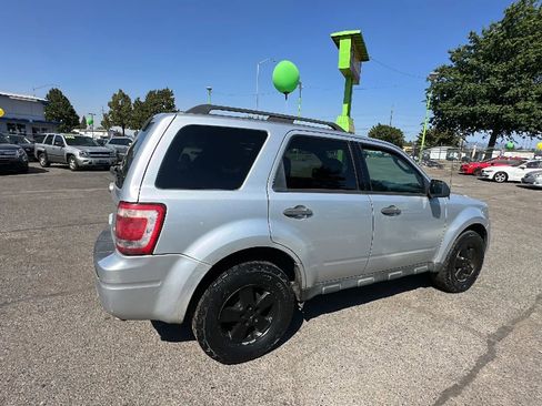 Used 2012 Ford Escape XLT AWD/4WD image 3