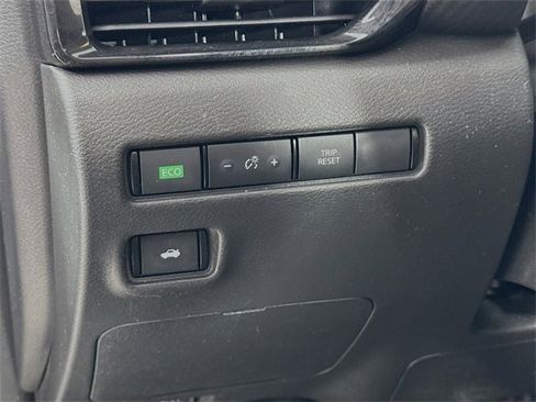 Used 2021 Nissan Sentra SV image 10