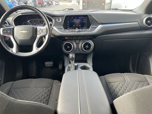 Used 2019 Chevrolet Blazer LT image 19