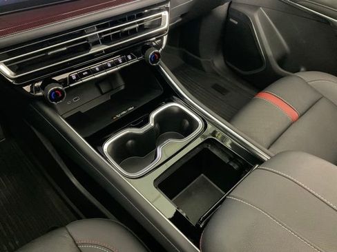 Used 2024 Chevrolet Traverse RS w/ LPO, Floor Liner Package image 15