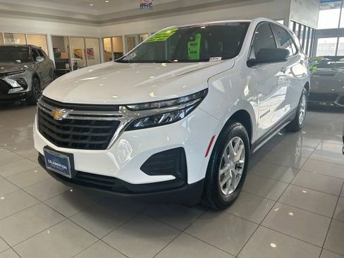 Used 2024 Chevrolet Equinox LS w/ LS Convenience Package AWD/4WD image 13