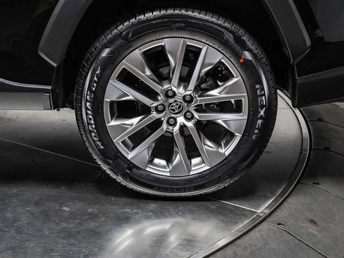 Certified 2021 Toyota RAV4 Limited FWD image 11