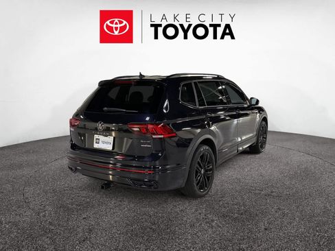 Used 2022 Volkswagen Tiguan SE R-Line image 7