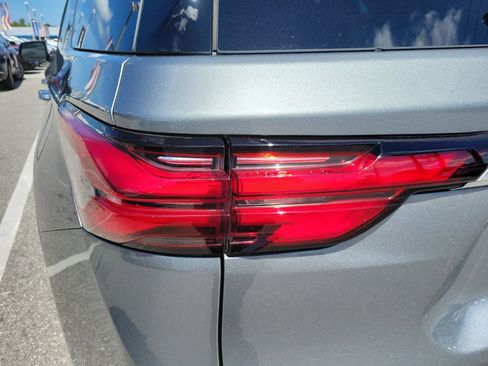 Certified 2023 Chevrolet Traverse Premier w/ LPO, Floor Liner Package AWD/4WD image 10
