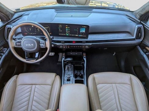 Certified 2024 Kia Sorento SX Prestige w/ Olive Brown Leather Package image 25