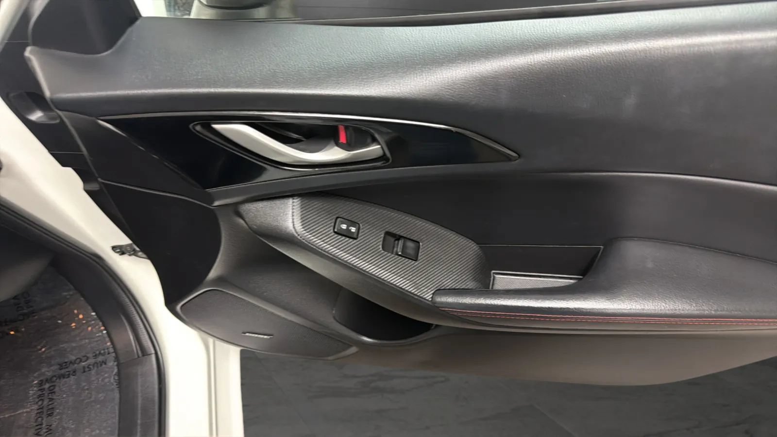 Used 2016 MAZDA MAZDA3 i Grand Touring FWD image 19