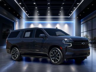 Used 2023 Chevrolet Suburban RST w/ Luxury Package AWD/4WD video 2