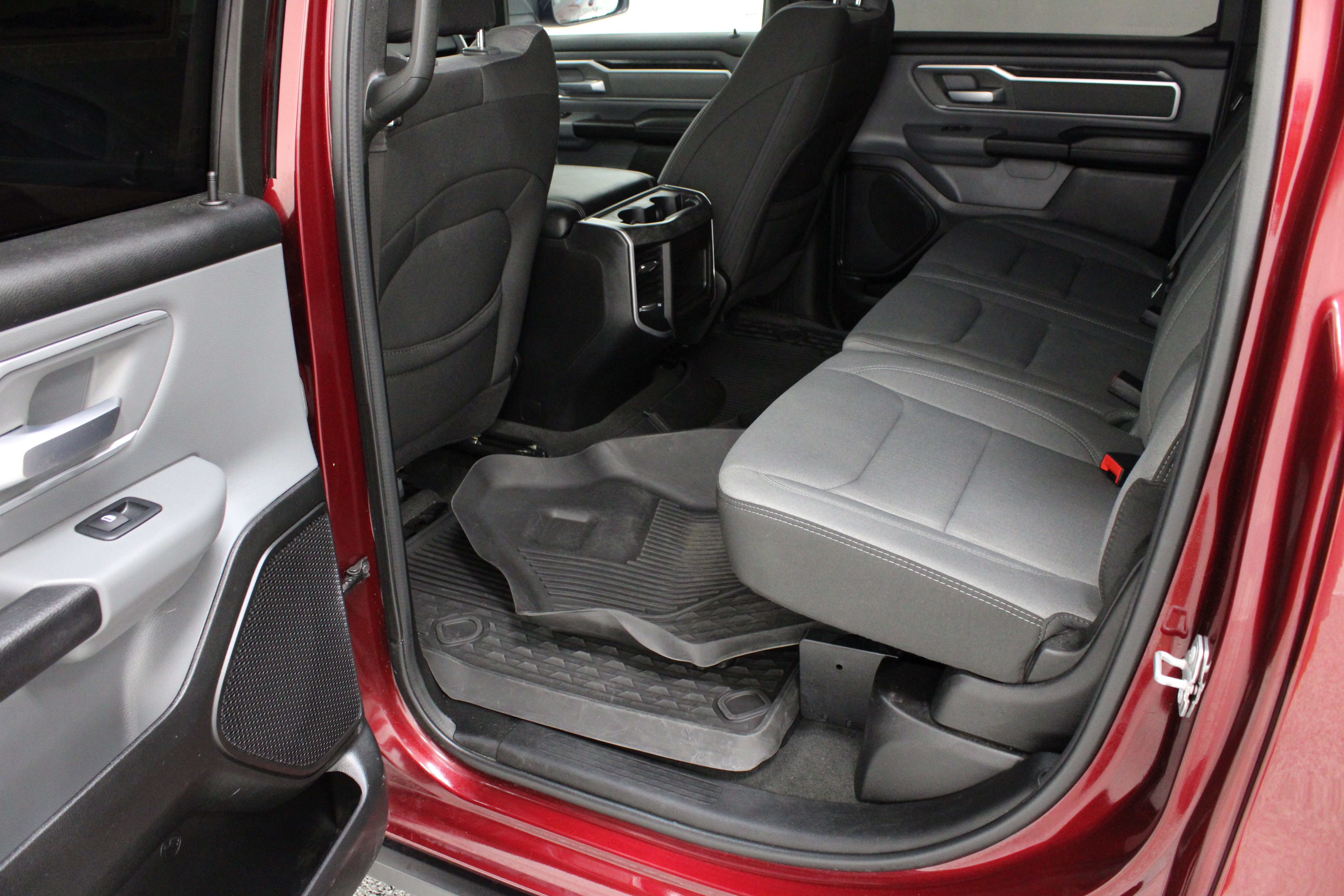 Used 2022 RAM 1500 Lone Star AWD/4WD image 29