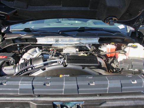 Used 2020 GMC Sierra 3500 Denali w/ Denali Ultimate Package image 12