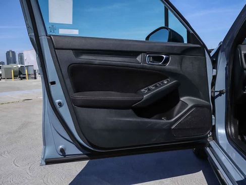 Used 2023 Honda Civic Sport image 22