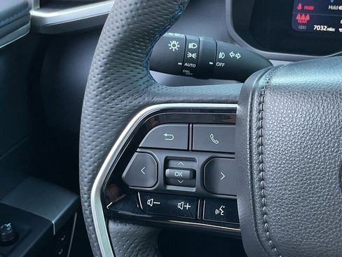 Used 2025 Toyota Tundra Platinum image 34