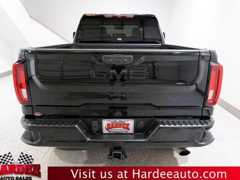 Used 2023 GMC Sierra 2500 AT4 AWD/4WD image 4