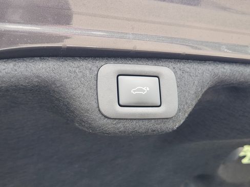 Used 2025 Lexus ES 350 w/ Premium Package image 42