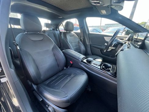 Used 2022 Mercedes-Benz A 220 w/ AMG Line image 11