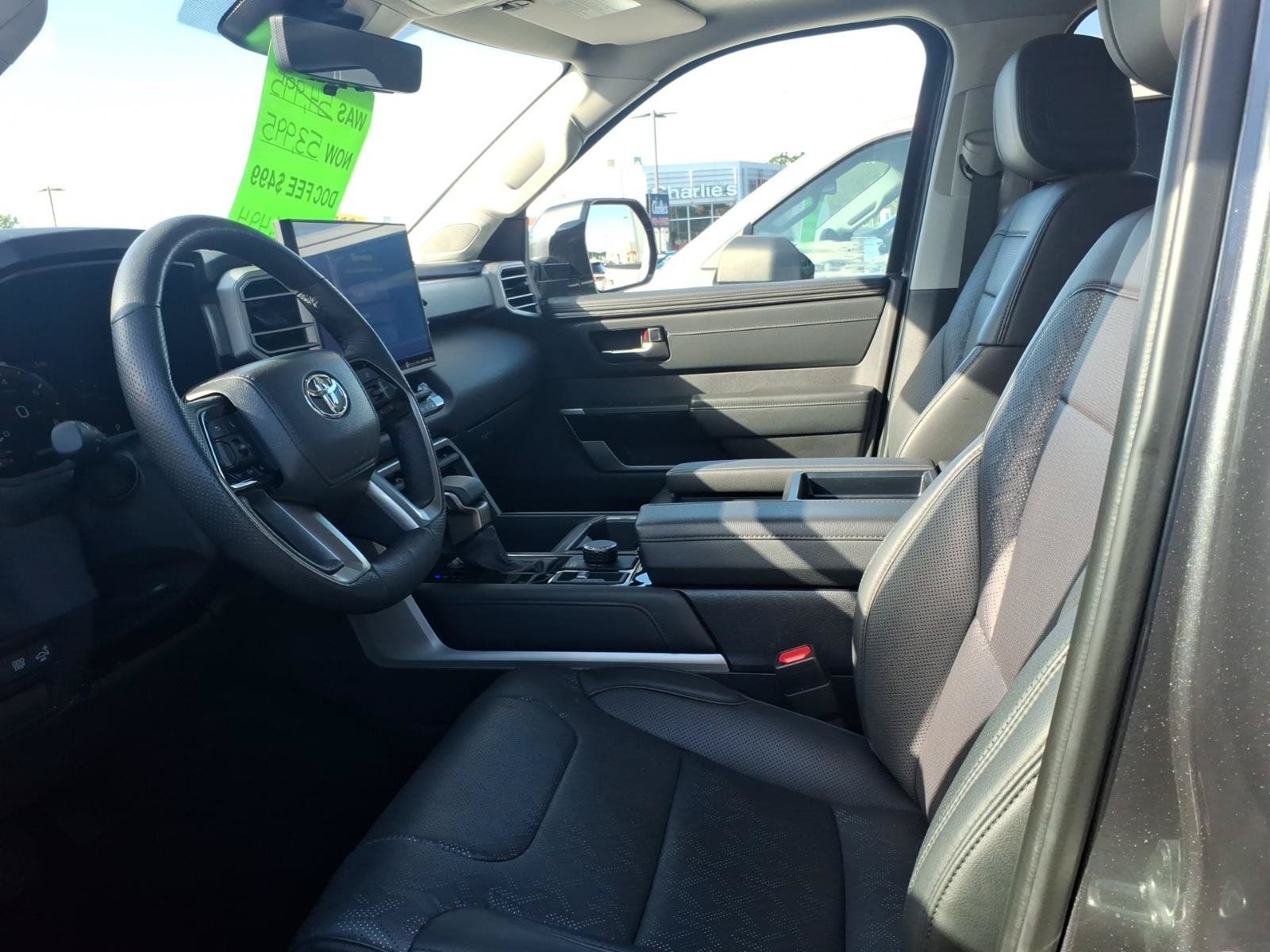 Used 2024 Toyota Tundra Limited AWD/4WD image 7