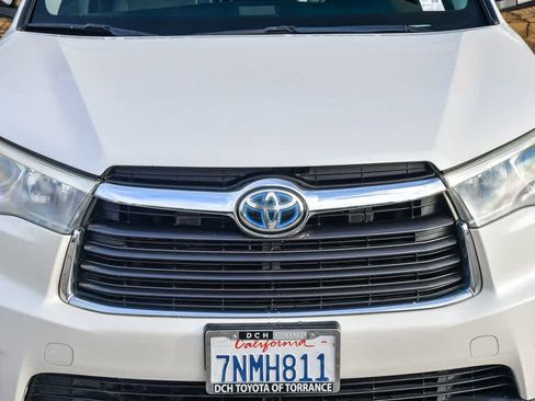 Used 2015 Toyota Highlander Limited Platinum image 4