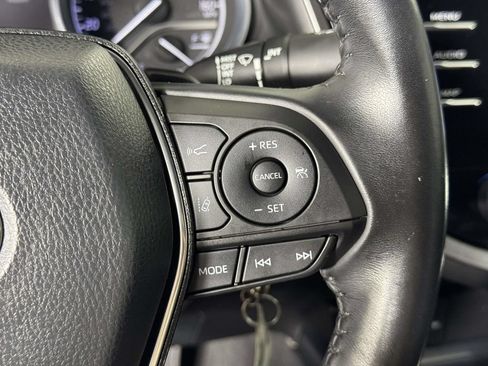 Used 2020 Toyota Camry SE AWD/4WD image 23