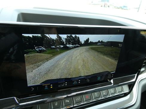 New 2026 Chevrolet Silverado 2500 ZR2 w/ LPO, Dark Essentials Package AWD/4WD image 29