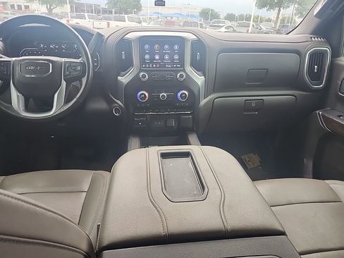 Used 2021 GMC Sierra 1500 SLT AWD/4WD image 12