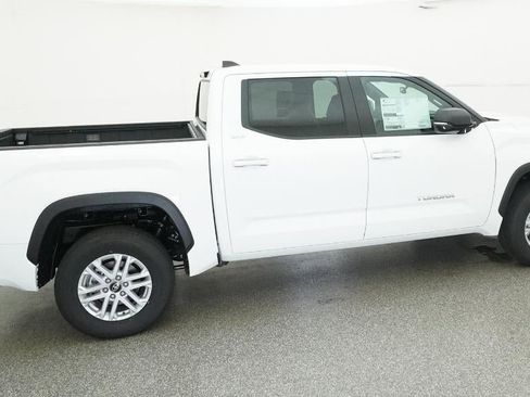 New 2026 Toyota Tundra SR5 AWD/4WD image 10