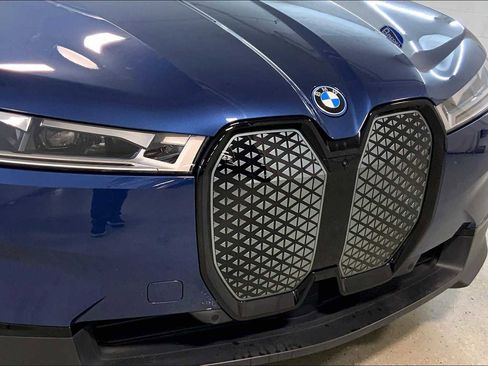 Used 2022 BMW iX xDrive50 w/ Convenience Package image 32