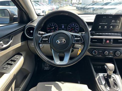 Used 2021 Kia Forte LXS FWD image 18