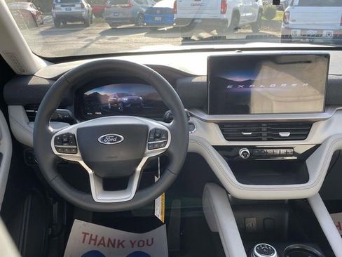 New 2026 Ford Explorer Active w/ Active Comfort Package image 13