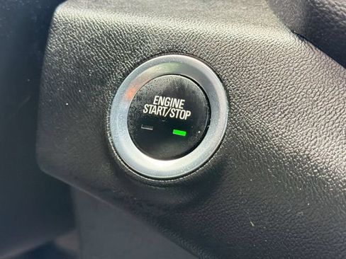 Used 2023 GMC Terrain SLE w/ Driver Convenience Package AWD/4WD image 16
