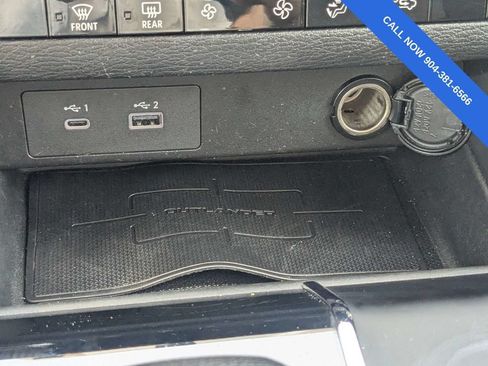 Used 2024 Mitsubishi Outlander ES FWD image 24
