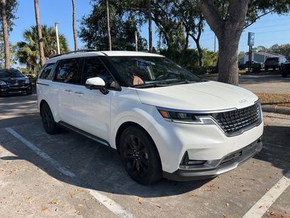 Used 2024 Kia Carnival SX