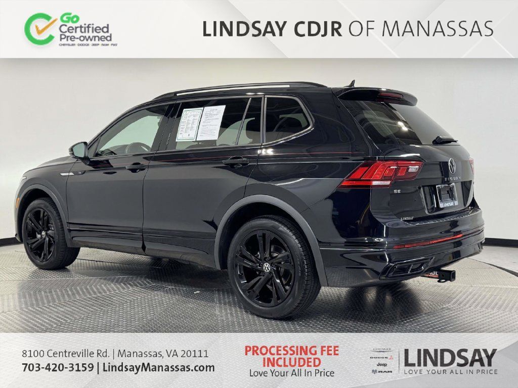 Used 2024 Volkswagen Tiguan SE R-Line AWD/4WD image 6