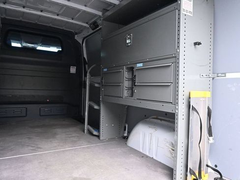 Used 2023 Mercedes-Benz Sprinter 2500 image 14
