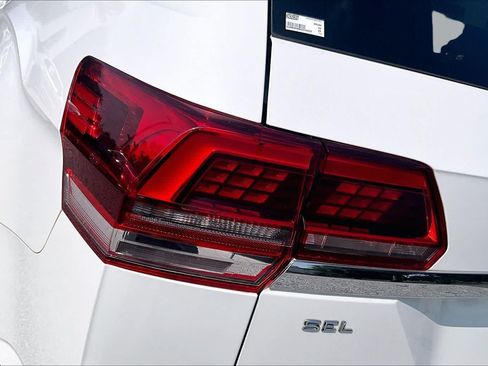 Used 2019 Volkswagen Atlas SEL AWD/4WD image 29