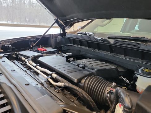 Used 2022 Chevrolet Silverado 1500 Custom image 19