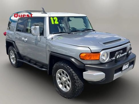 Used 2012 Toyota FJ Cruiser 4WD w/ Upgrade Pkg image 1