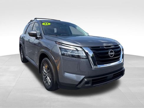 Used 2022 Nissan Pathfinder SV AWD/4WD image 8