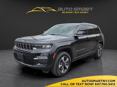 Used 2023 Jeep Grand Cherokee 4WD 4xe image 1