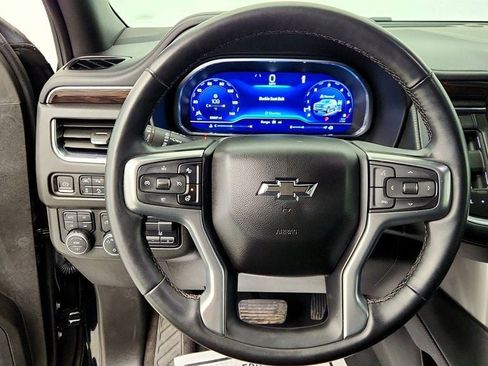 Used 2023 Chevrolet Suburban Z71 w/ Off-Road Capability Package image 14
