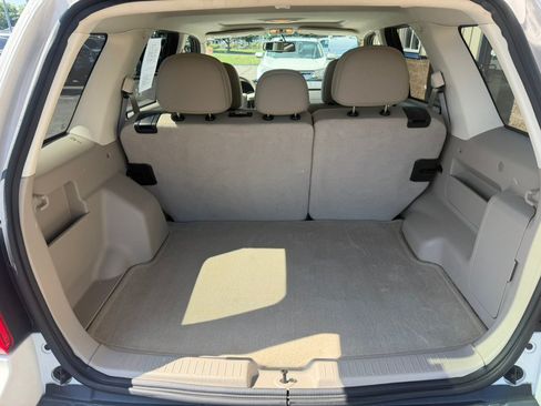 Used 2012 Ford Escape XLT AWD/4WD image 28