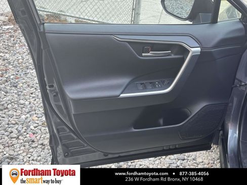 Used 2024 Toyota RAV4 XSE image 15