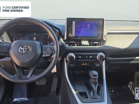 Used 2024 Toyota RAV4 LE AWD/4WD image 9
