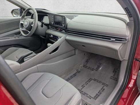 Certified 2025 Hyundai Elantra Sport FWD image 20