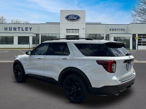 Used 2023 Ford Explorer ST-Line w/ Class IV Trailer Tow Package AWD/4WD image 5