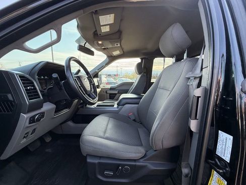 Used 2018 Ford F150 XLT w/ Equipment Group 302A Luxury AWD/4WD image 18