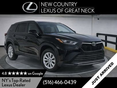 Used 2022 Toyota Highlander XLE