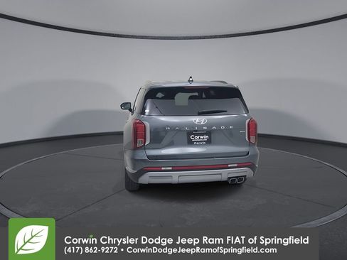 Used 2025 Hyundai Palisade SEL image 12